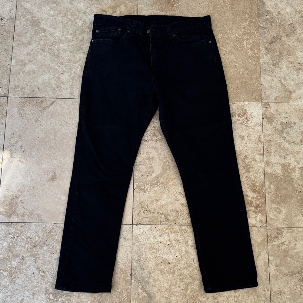 Levi's Men's Dark Black Straight Jeans